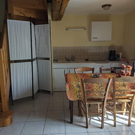 Domaine Viticole Philippe Deschamps Bed & Breakfast Beaujeu  Екстериор снимка